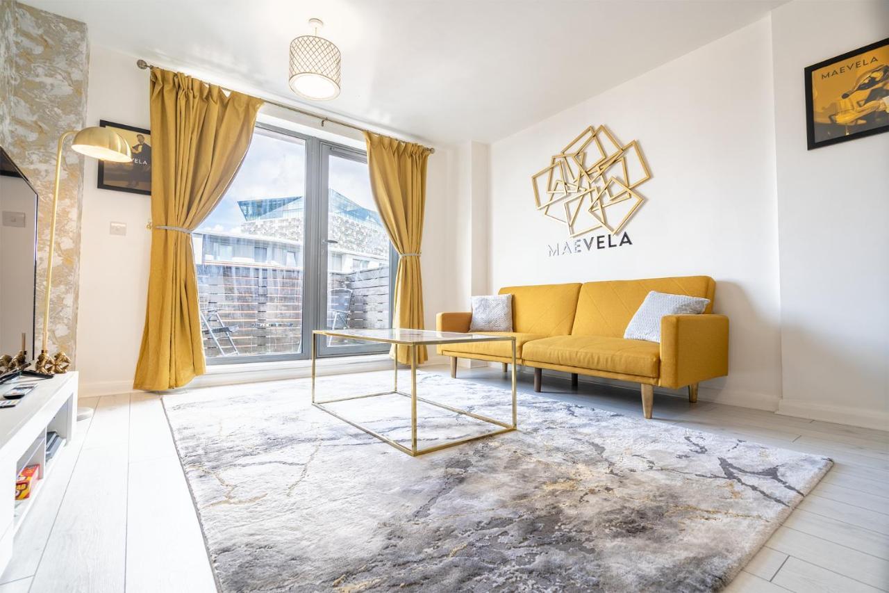 Maevela Apartments - Ultra Lavish Luxury 2 Bed Apartment City Centre - With Balcony - Free Secure Parking - Ps4 & Smart Tv'S バーミンガム エクステリア 写真