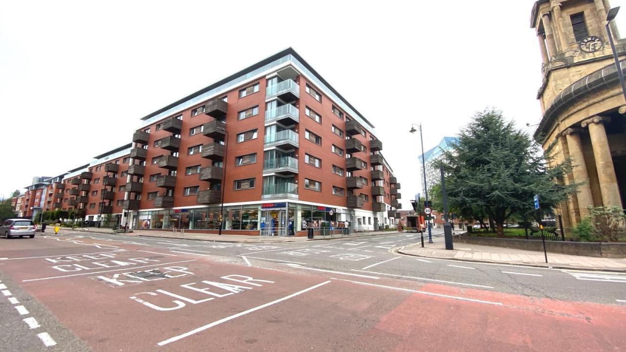 Maevela Apartments - Ultra Lavish Luxury 2 Bed Apartment City Centre - With Balcony - Free Secure Parking - Ps4 & Smart Tv'S バーミンガム エクステリア 写真